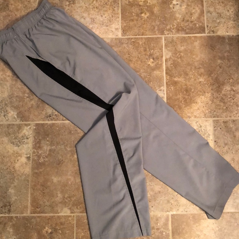 Reebok straight leg wick away lightweight pants